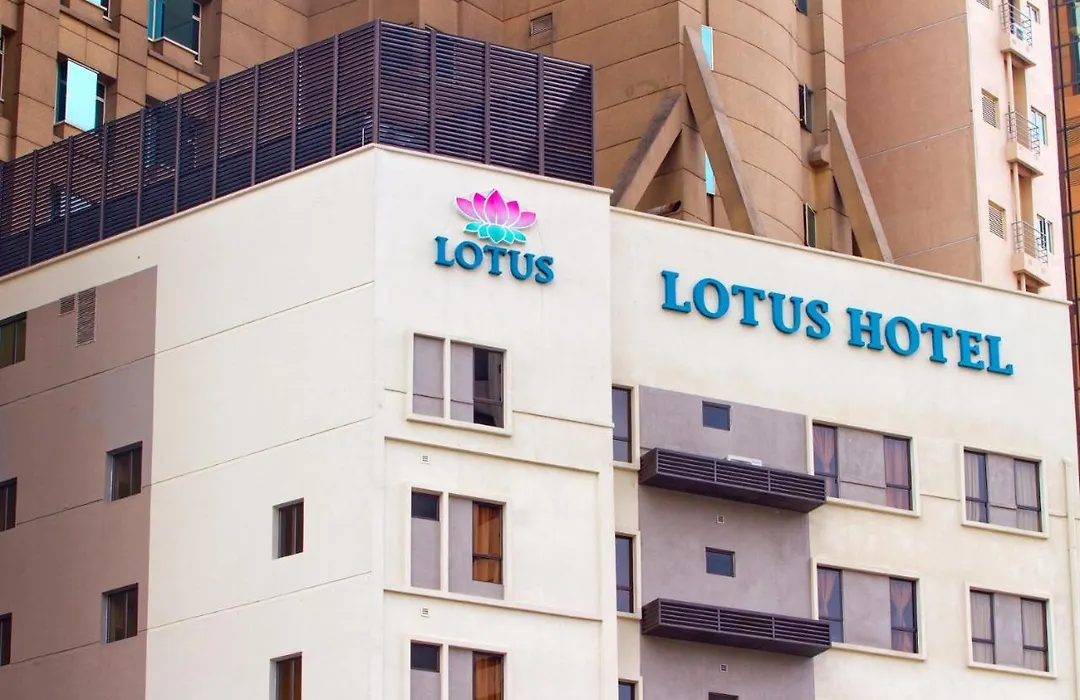 Lotus Hotel Masjid India-1